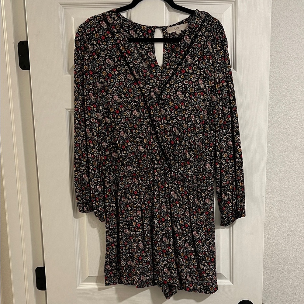 LOFT Multicolor Floral Pattern Top